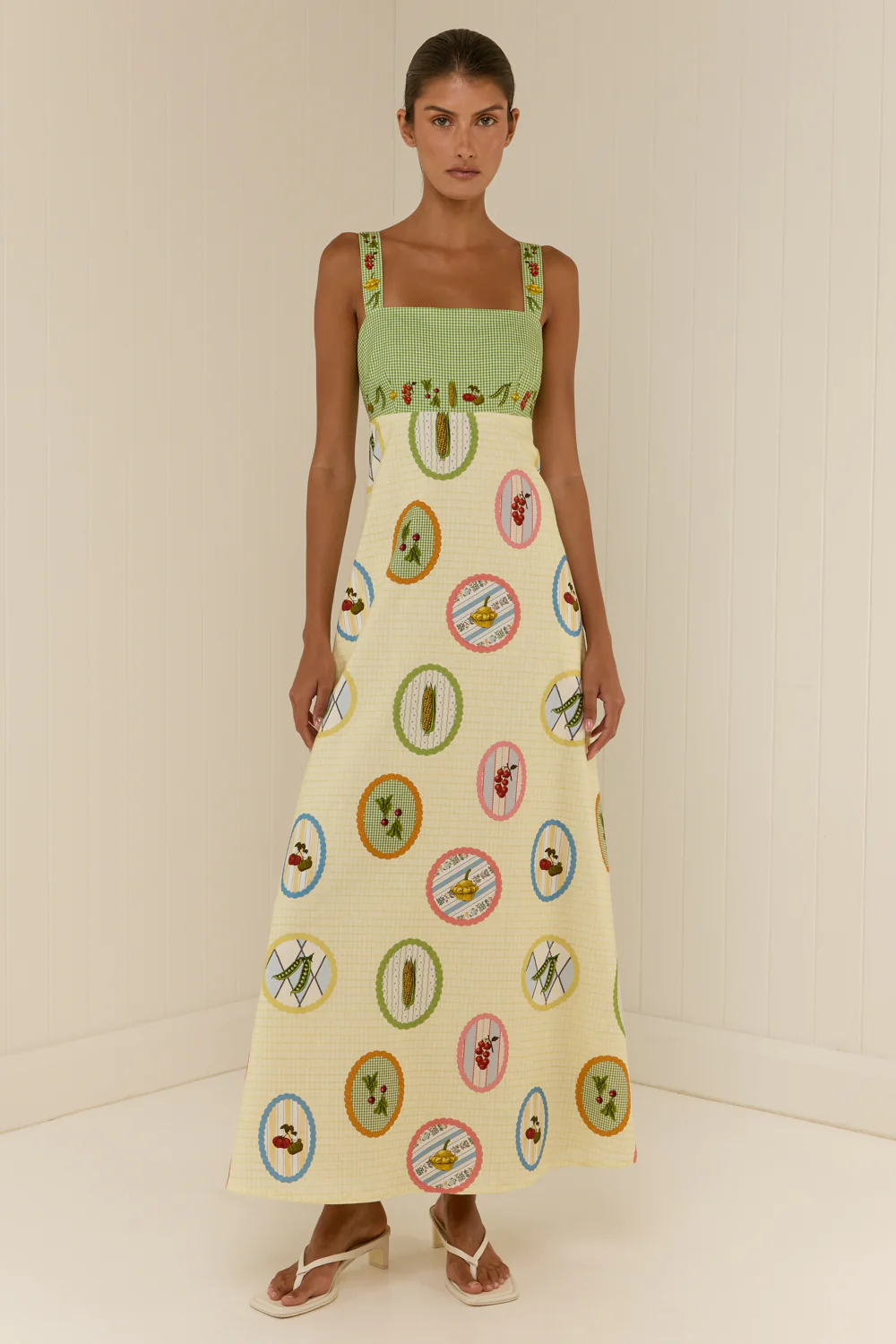 Belle Dress Garden Frames - Image 3