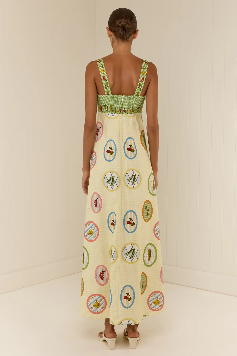 Belle Dress Garden Frames - Image 4