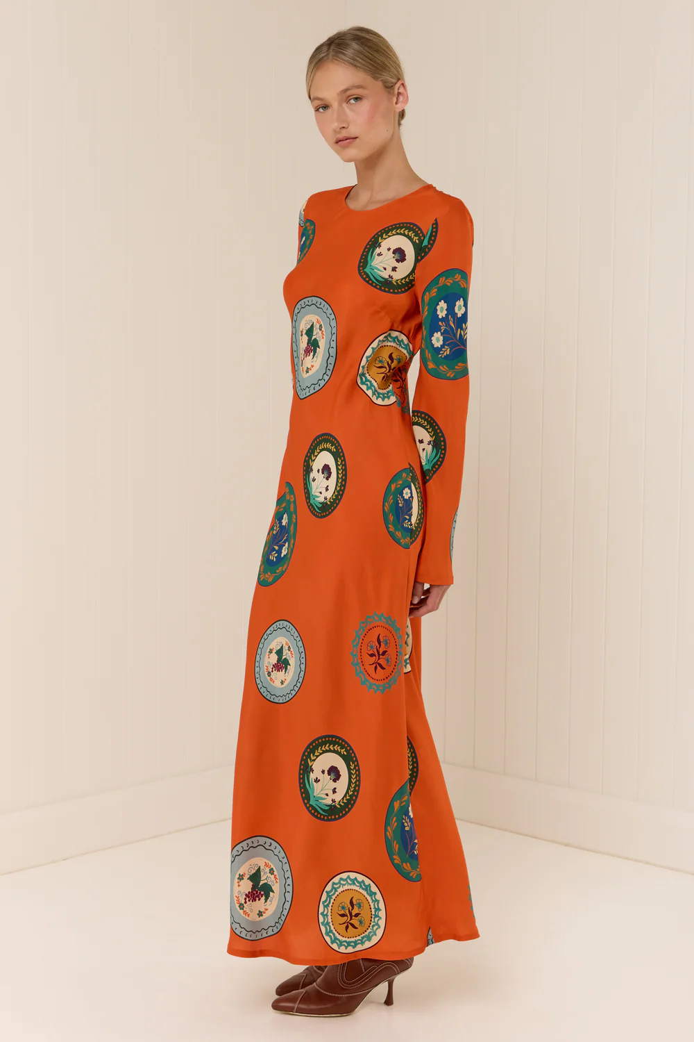 Roma Dress Orange Plates - Image 4