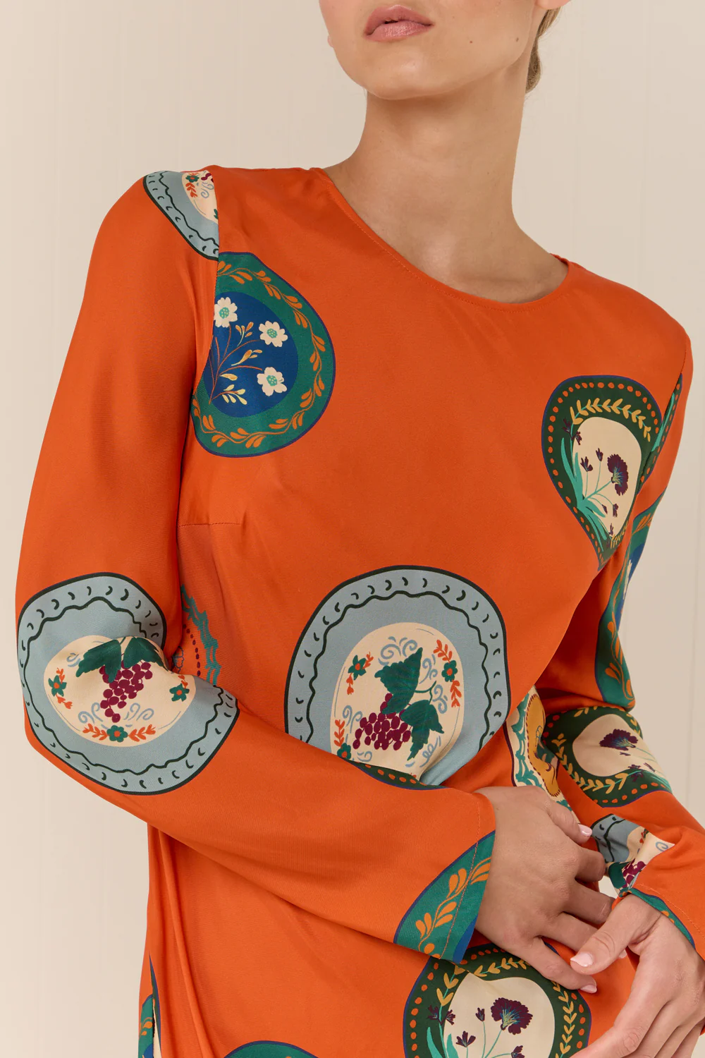 Roma Dress Orange Plates - Image 7